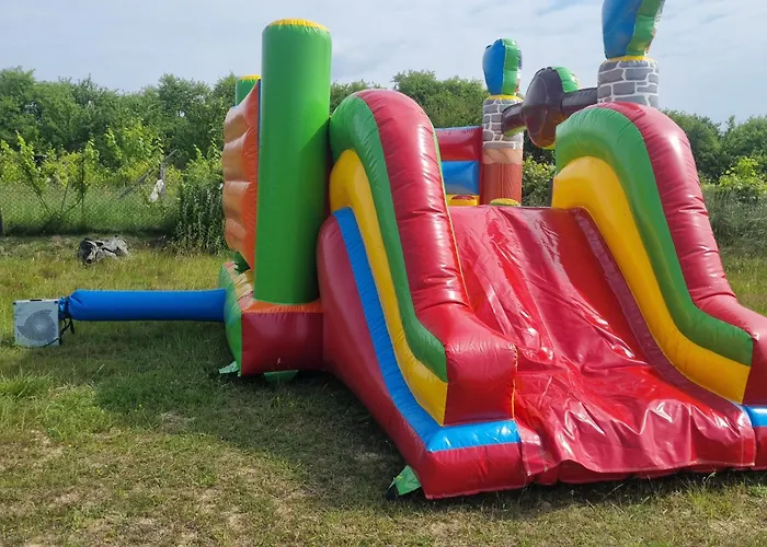 Uszate Ranczo Malinka * Rybna (Krakow)